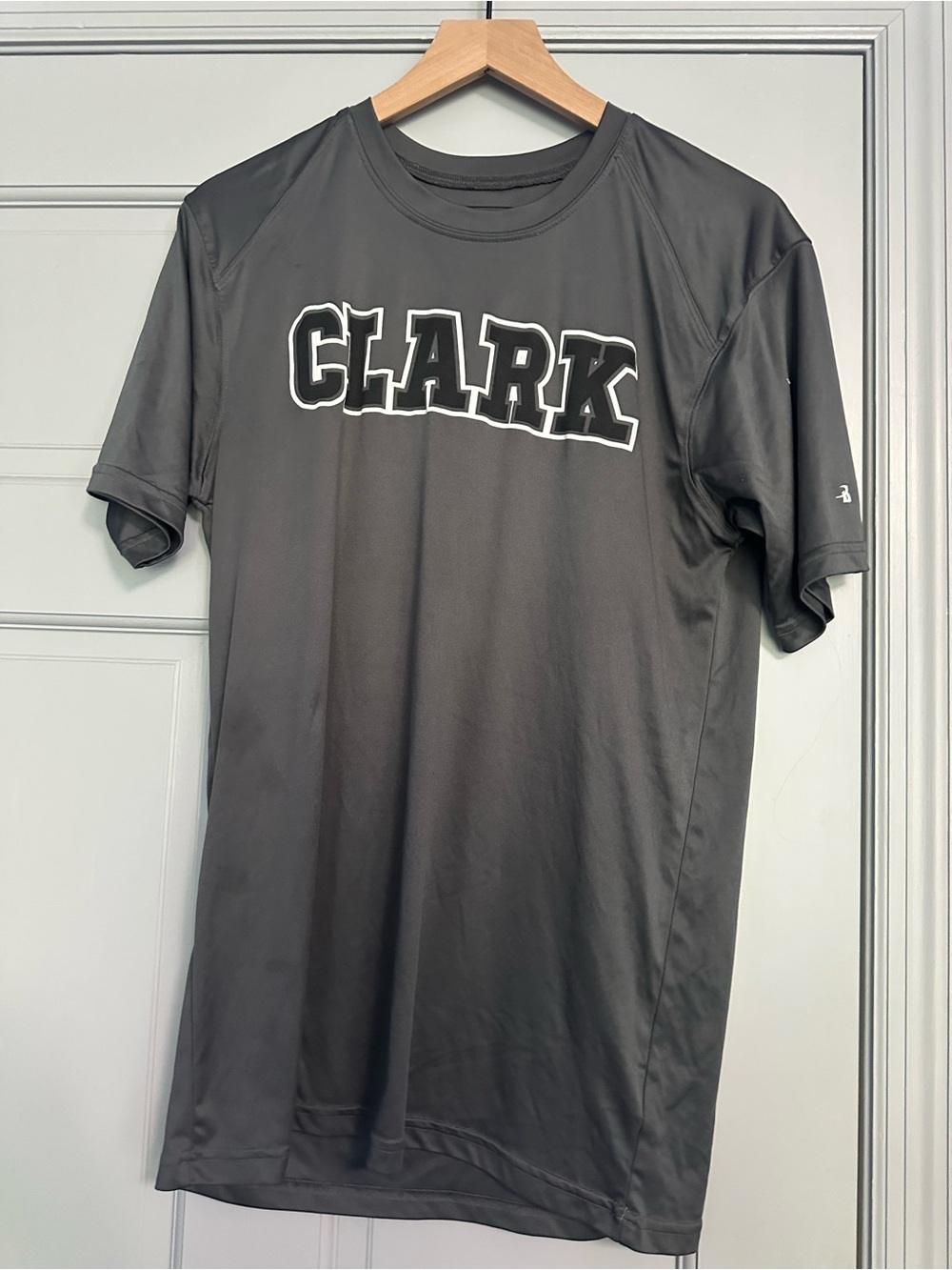 Performance Short-Sleeve Crew Tee in Grey